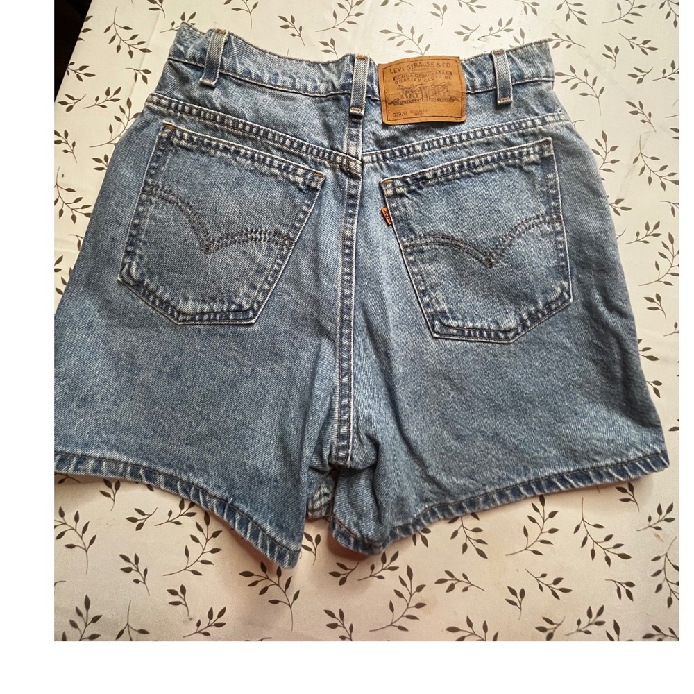 Vintage Levis 920 Orange Tab High Waisted mom Denim Shorts 10 Petite USA 90s